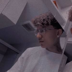 Meet your Posher, Cesar